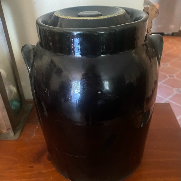 Antique Stoneware Cookie Jar - Picture 1 of 9